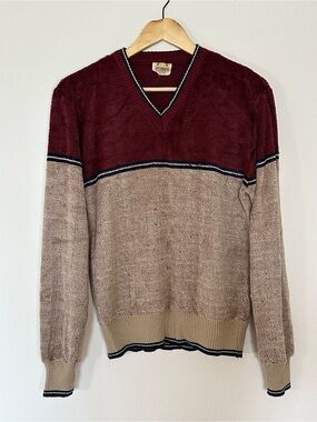 70s Velour Men's Two-Tone V-Neck Sweater in Burgundy and Tan